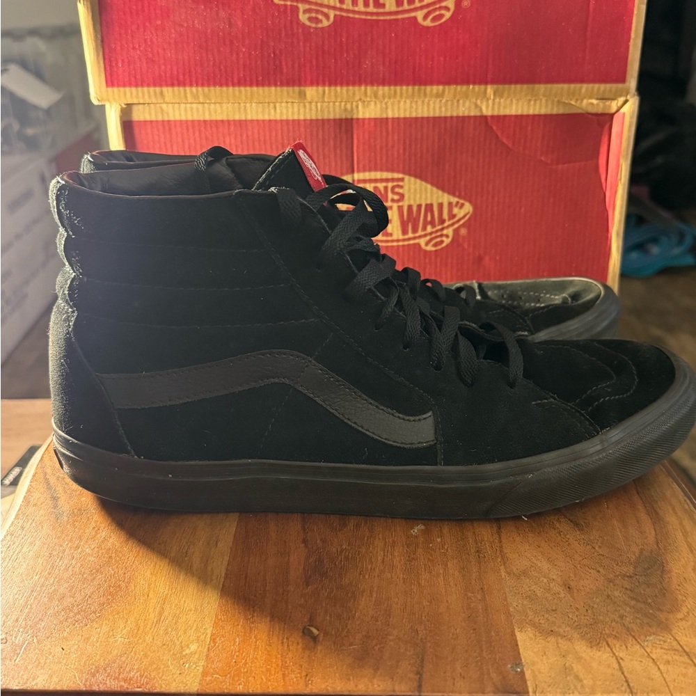 Vans men’s size 13 sk8 hi blacked out suede